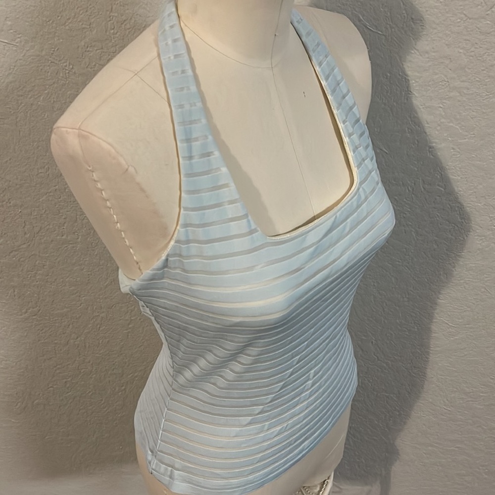 Item Top - Picture 4 of 5